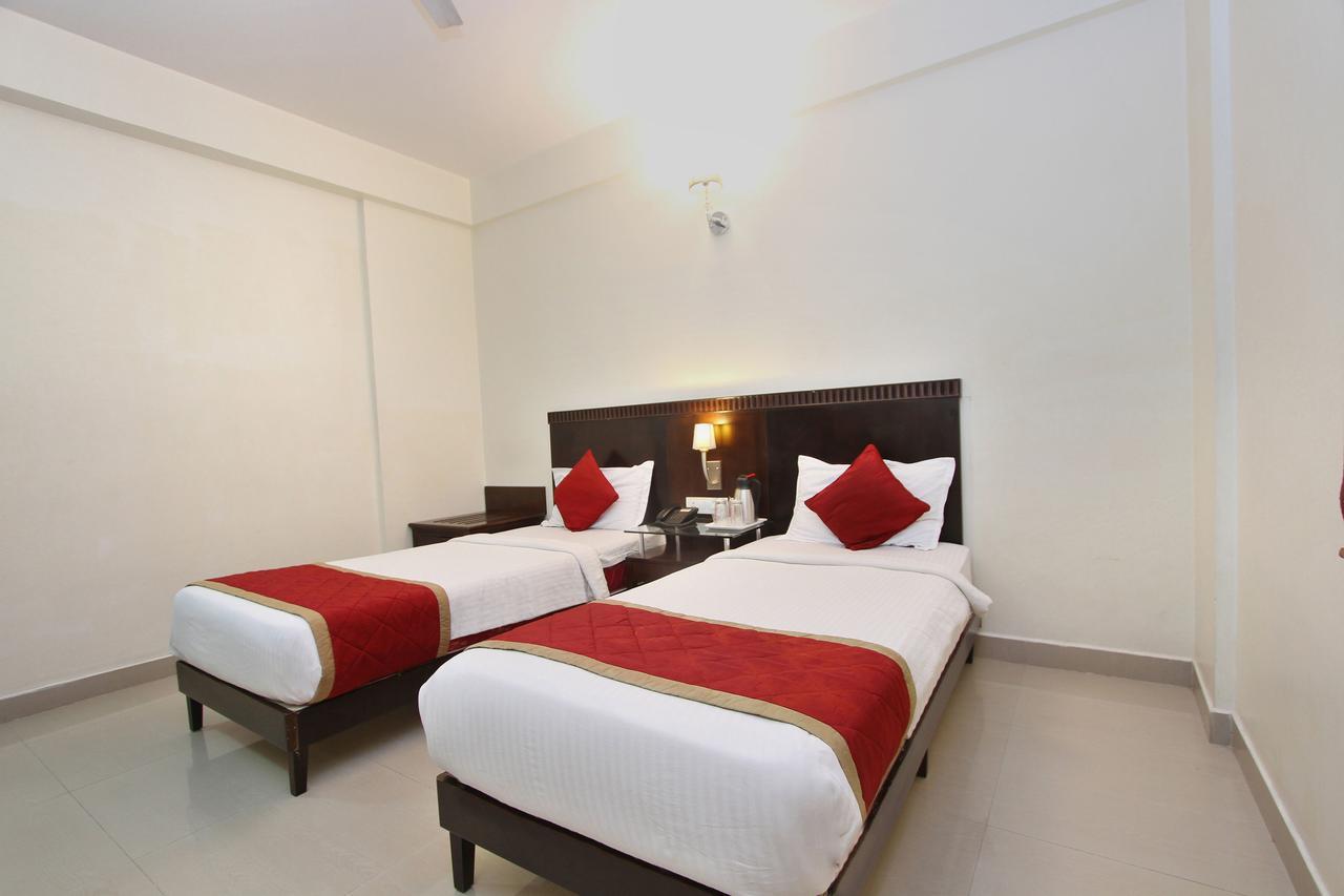 Hotel Amshi International บังกาลอร์ ภายนอก รูปภาพ